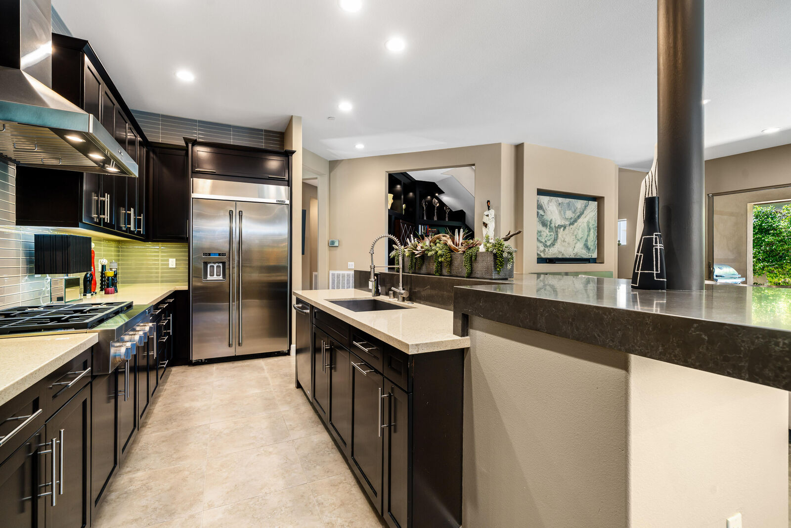 Property Photo:  82886 Pembroke Lane  CA 92201 