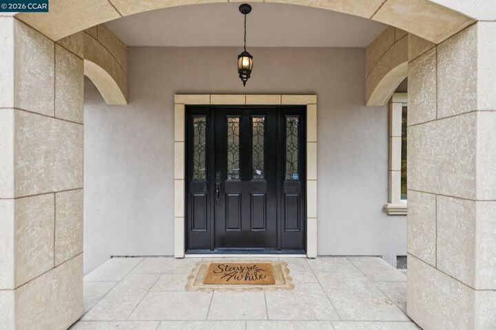 Property Photo:  275 Shady Glen Road  CA 94596 