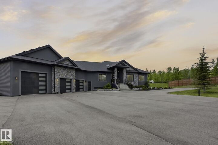 Property Photo: 50450 Rge Rd 222 190 AB T0B 3M2