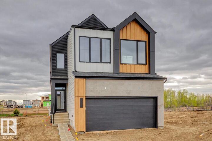 7351 Klapstein Crescent SW — photo 1
