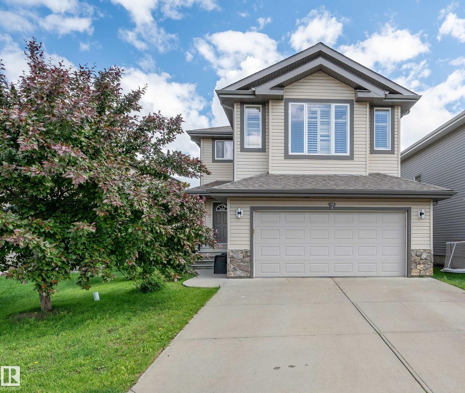 Property Photo:  7 Dorian Way  AB T8H 1Z6 