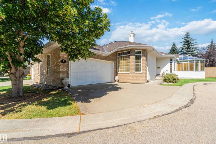 Property Photo: 8 Butterworth Point(E) NW AB T6R 2S3