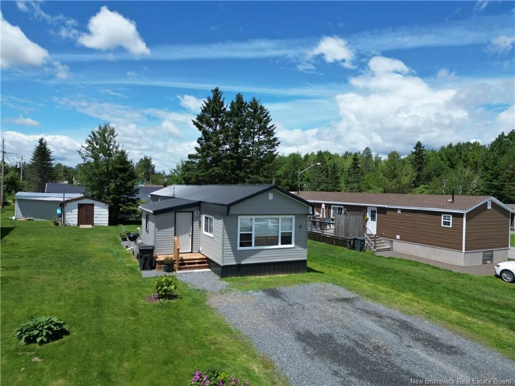 Property Photo:  6 Leafwood Crescent  NB E3B 6N7 