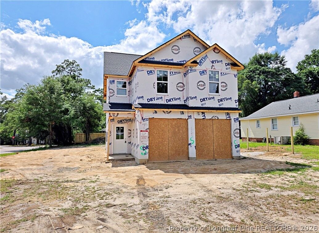 Property Photo:  318 Broadfoot Avenue  NC 28305 