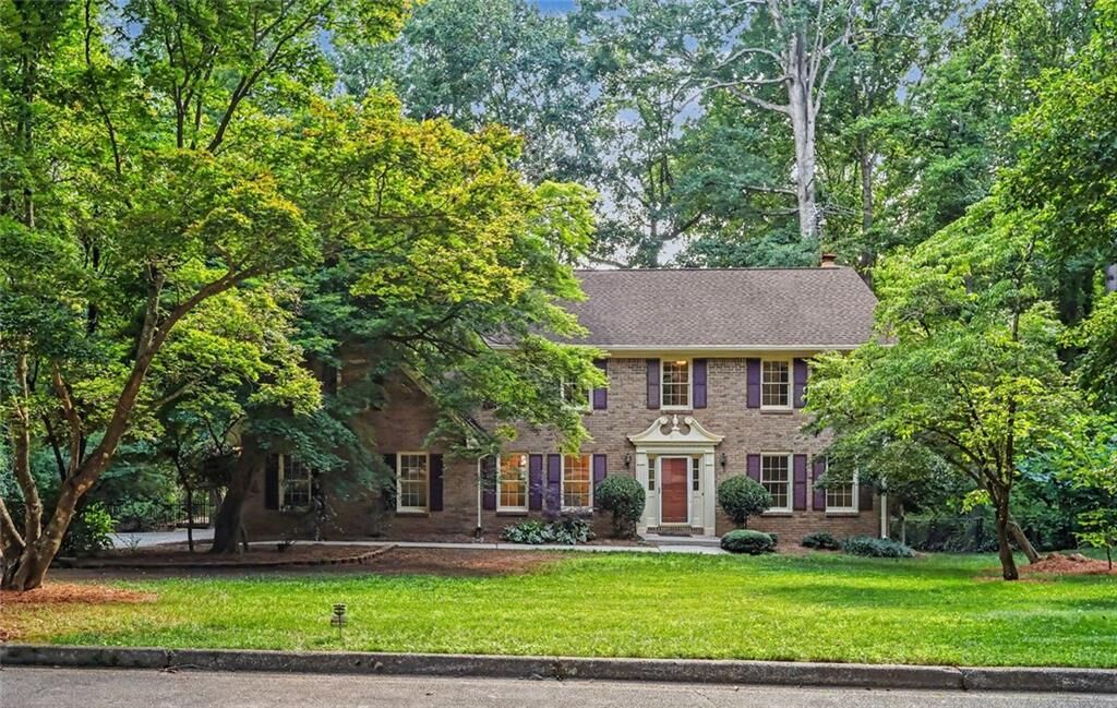 Property Photo:  1903 Colony Oaks Drive  GA 30078 