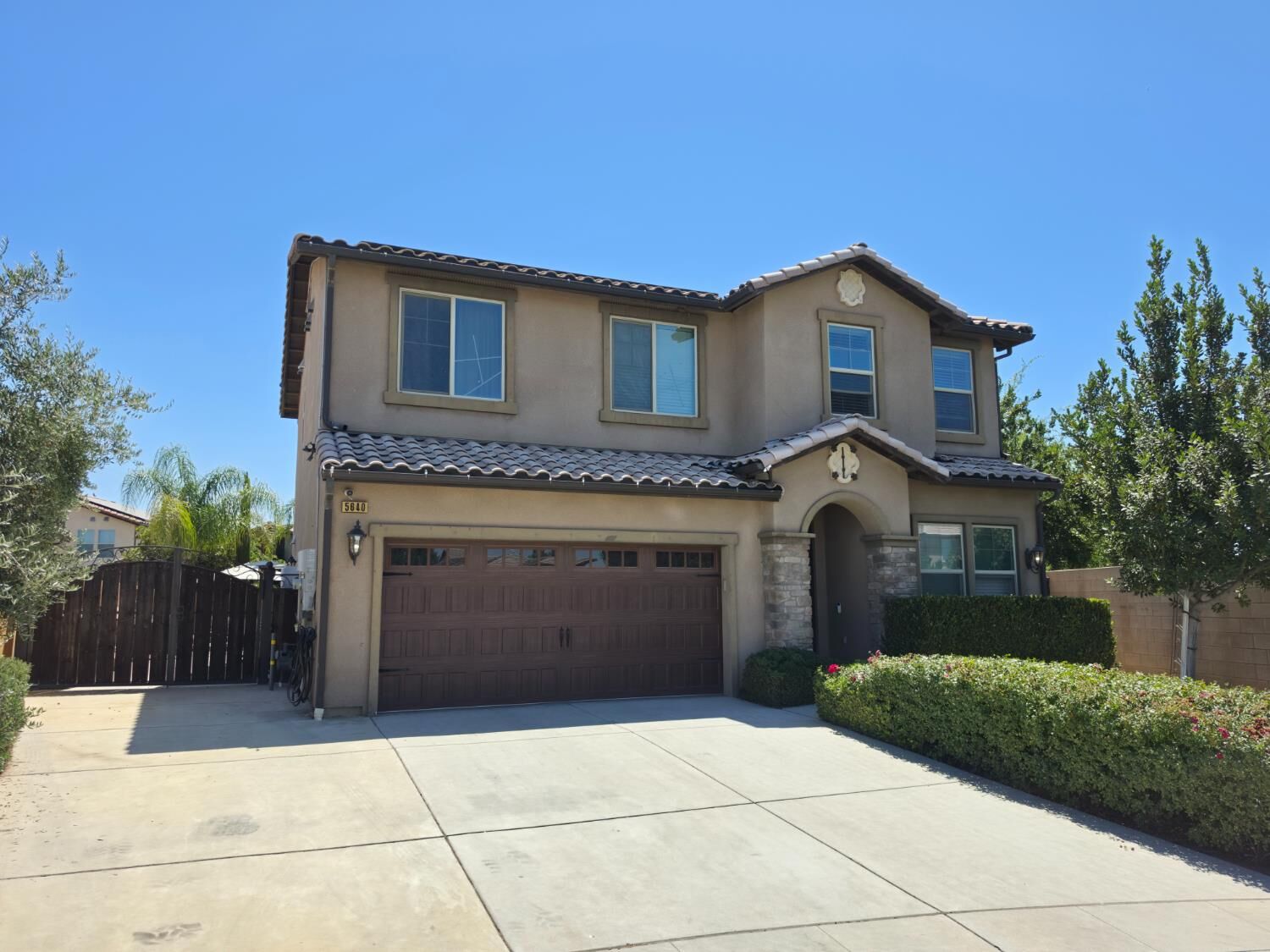 Property Photo:  5640 N Madelyn Avenue  CA 93723 