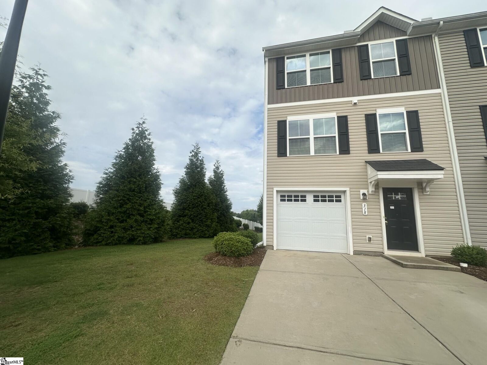 Property Photo:  318 Parkridge Way  SC 29680 