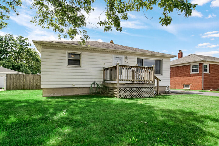 Property Photo: 7638 Missouri Avenue IN 46323