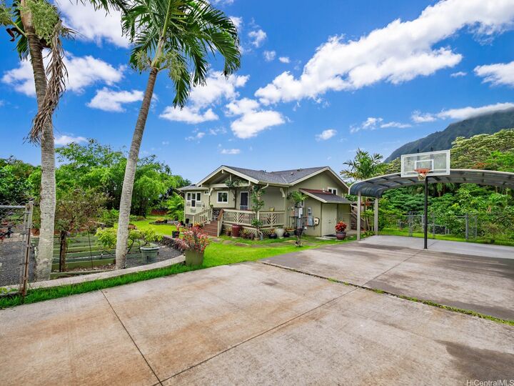 Property Photo: 41-964 Kakaina Street HI 96795