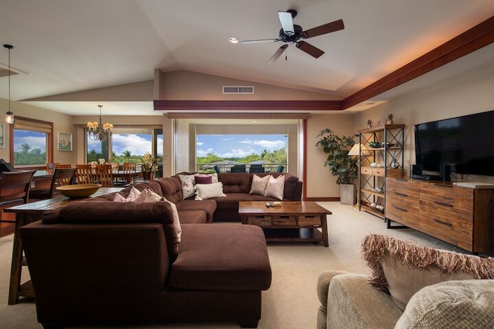 Property Photo:  68-1025 Kaniku Dr 640  HI 96743 