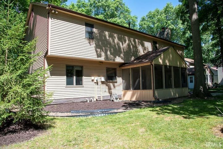 Property Photo: 5214 Willowwood Court IN 46835