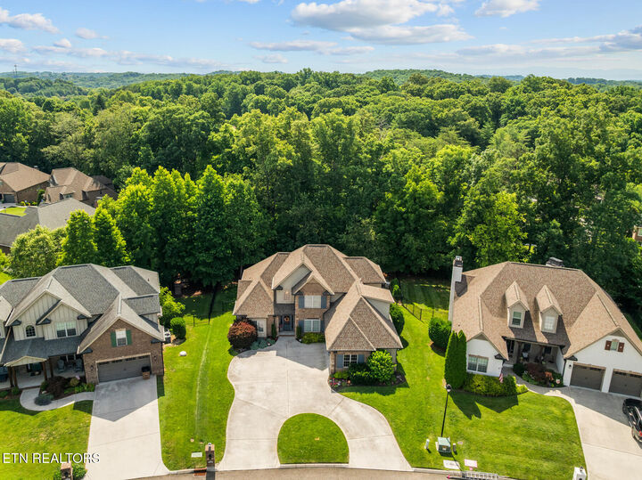 Property Photo:  712 Bent Ridge Lane  TN 37922 