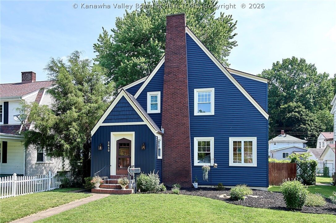 Property Photo: 5410 Virginia Avenue SE WV 25304