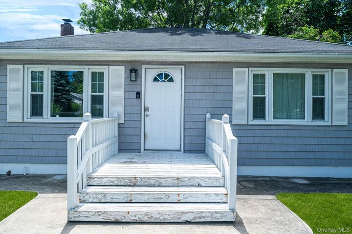 Property Photo:  14 Pinelawn Avenue  NY 11738 