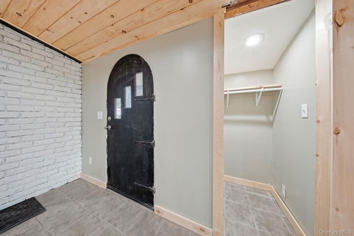 Property Photo:  21 Fulmer Road  NY 12771 