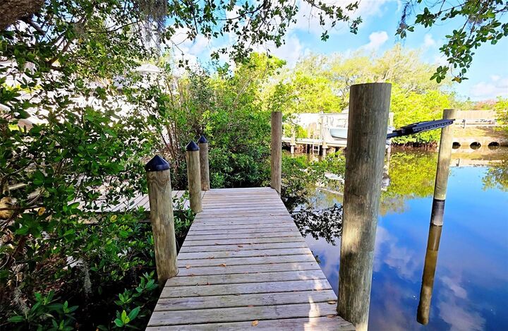 Property Photo:  3017 Pine Street  FL 34208 