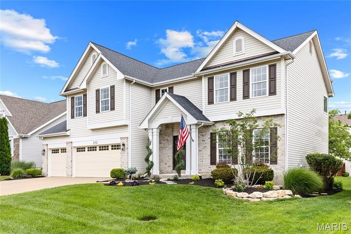 Property Photo:  212 Chestnut Hill Drive  MO 63368 