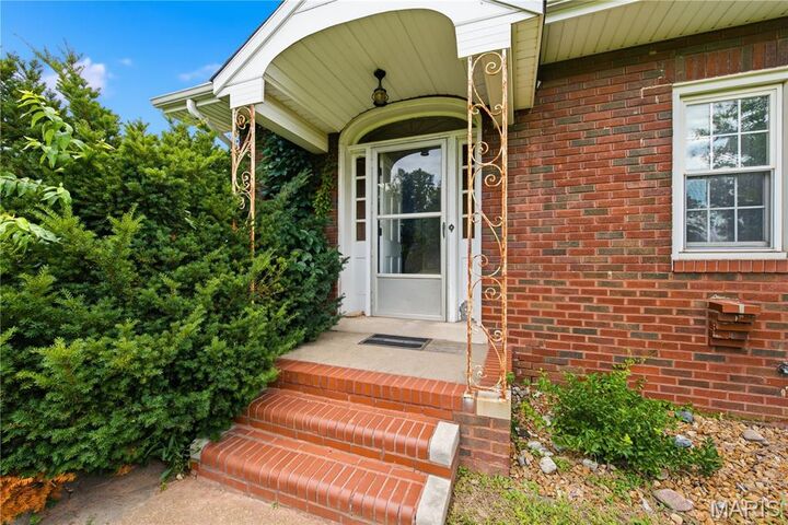Property Photo:  310 Julia Place  IL 62223 