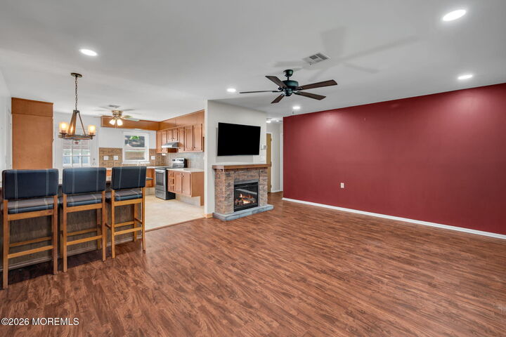 Property Photo: 499B Thornbury Court NJ 08701