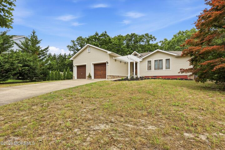 Property Photo:  54 Sugarhill Road  NJ 08050 