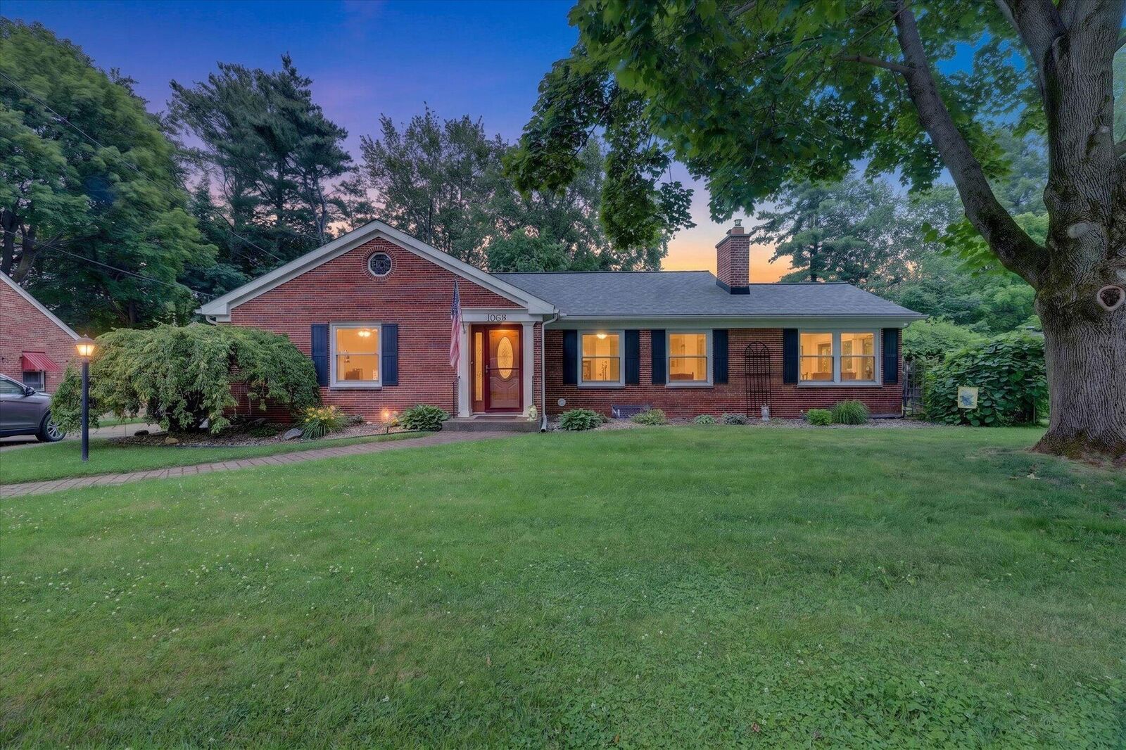 Property Photo: 1002 Coolidge Avenue MI 49006
