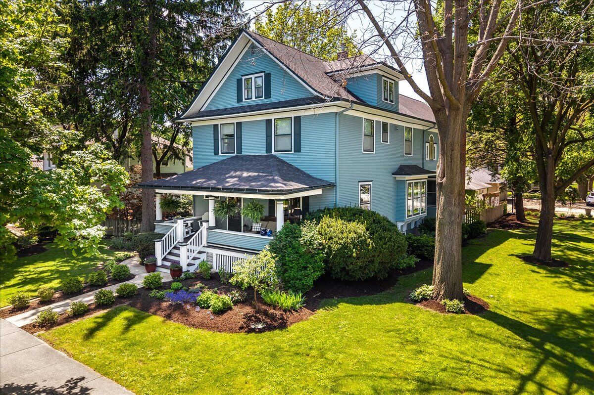 Property Photo: 23 N Columbia Street IL 60540