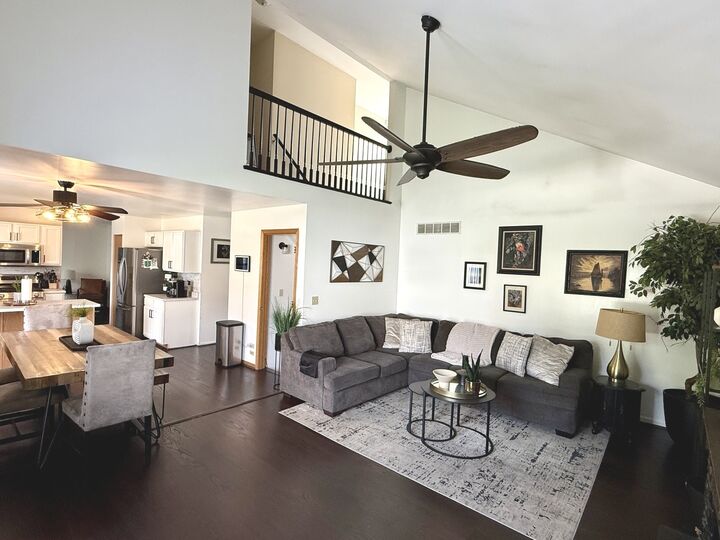 Property Photo: 2095 Wesmere Lakes Drive IL 60586