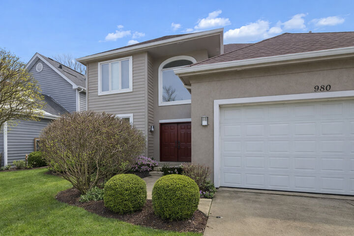 Property Photo:  980 Half Day Road  IL 60035 