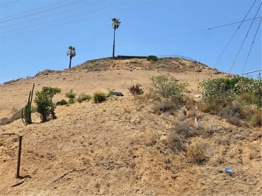 Property Photo:  5623 Golden West Ave  CA 92509 