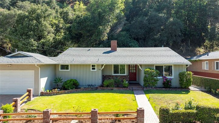 Property Photo: 3585 El Lado CA 91208