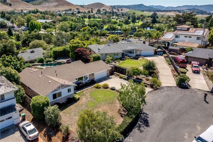 Property Photo:  6020 Joan Place  CA 93401 