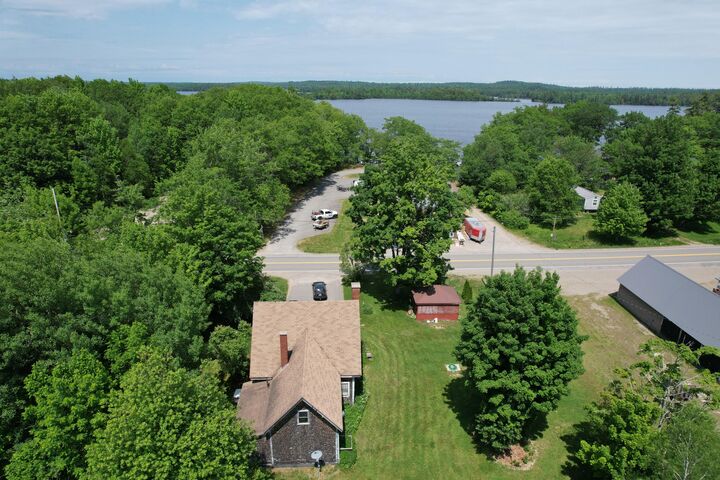 Property Photo:  866 Main Street  ME 04657 
