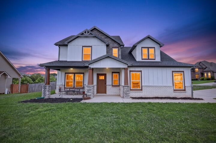 Property Photo:  313 Piedmont Pl  TN 37043 