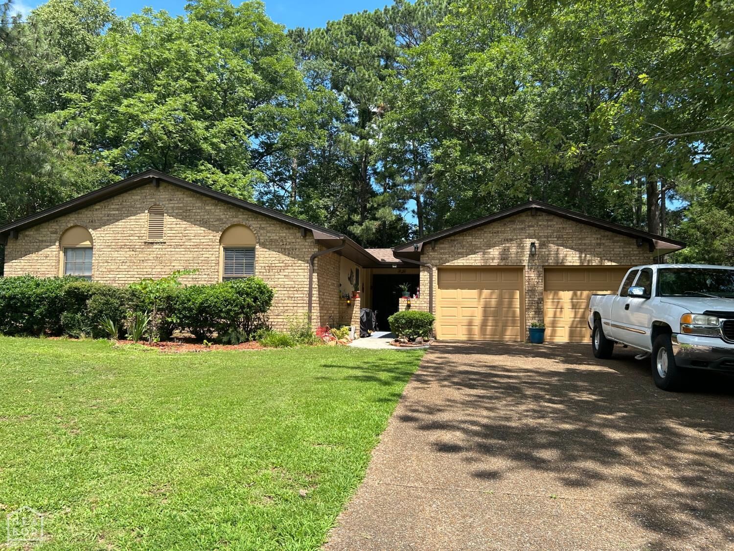 Property Photo:  2104 Indian Trails Street  AR 72401 