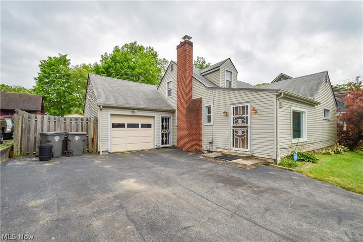 Property Photo:  755 Lake Drive  OH 44511 