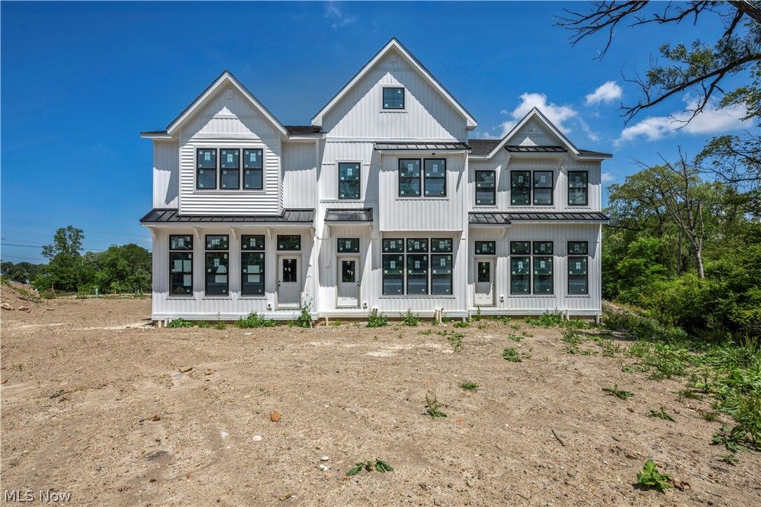 Property Photo: 270 Cider Mill OH 44024
