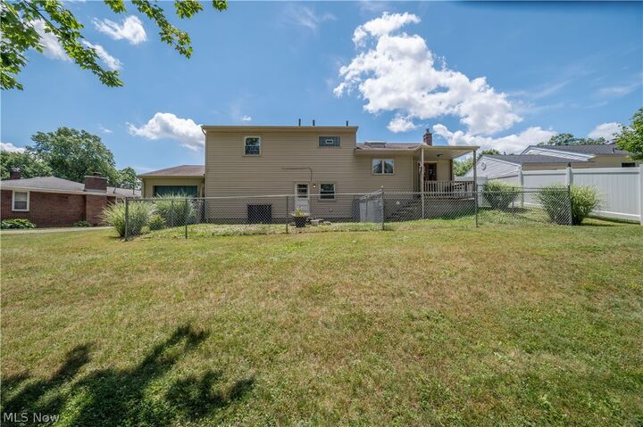 Property Photo:  2922 Eldora Drive  OH 44511 