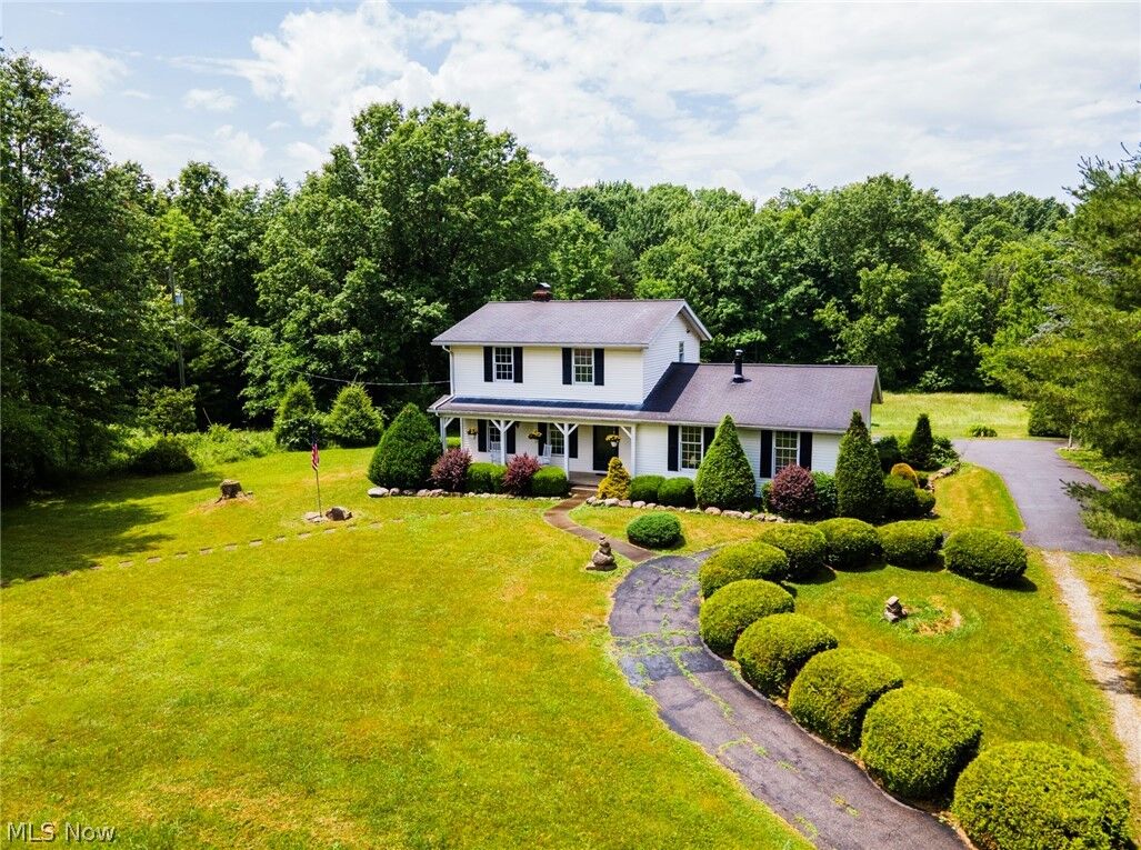 Property Photo:  9710 Stratton Road  OH 44460 