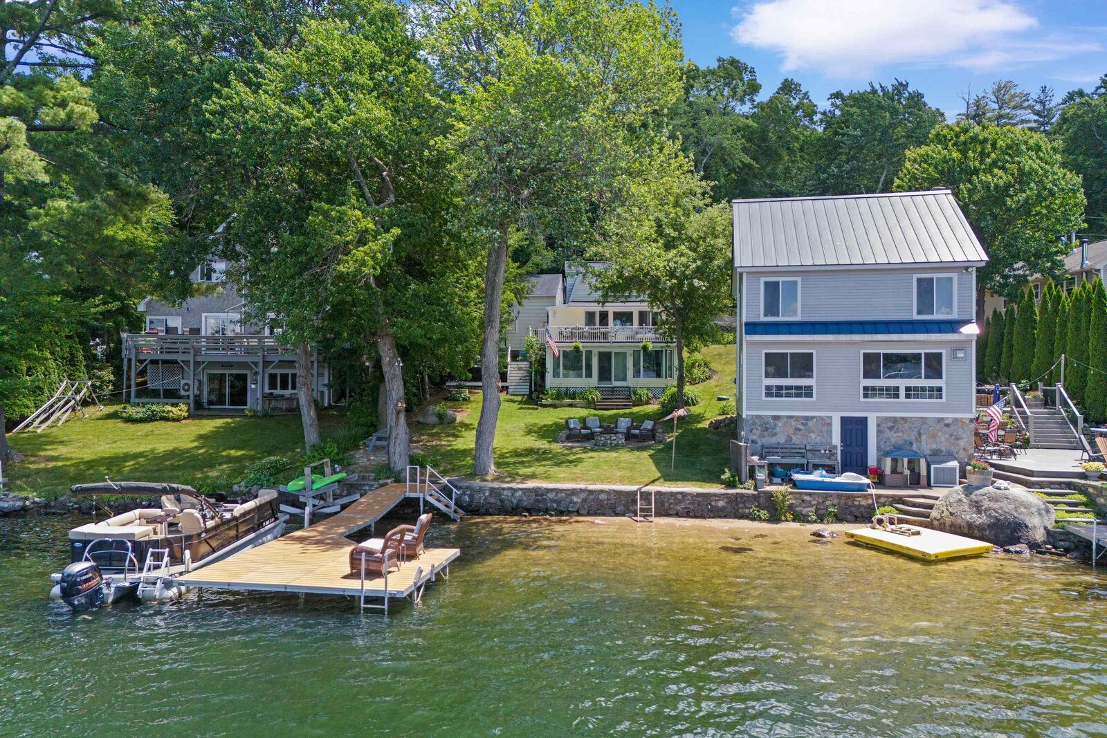 Property Photo:  62 Turtle Rock Road  NH 03087 