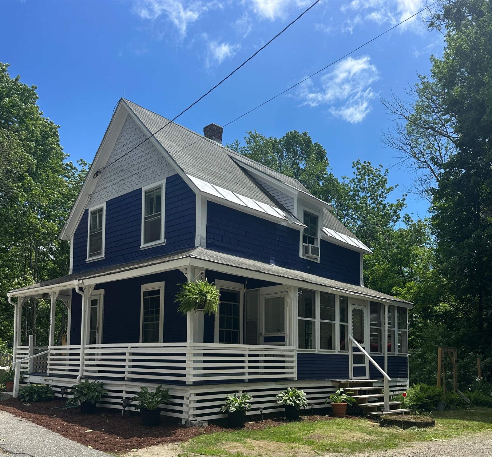 Property Photo:  20 Pleasant Street  NH 03447 