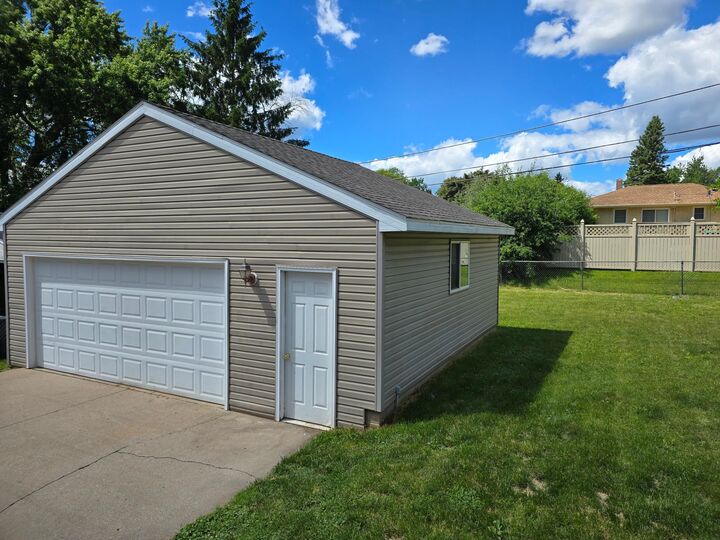 Property Photo:  2011 Northwood Drive  MN 55109 