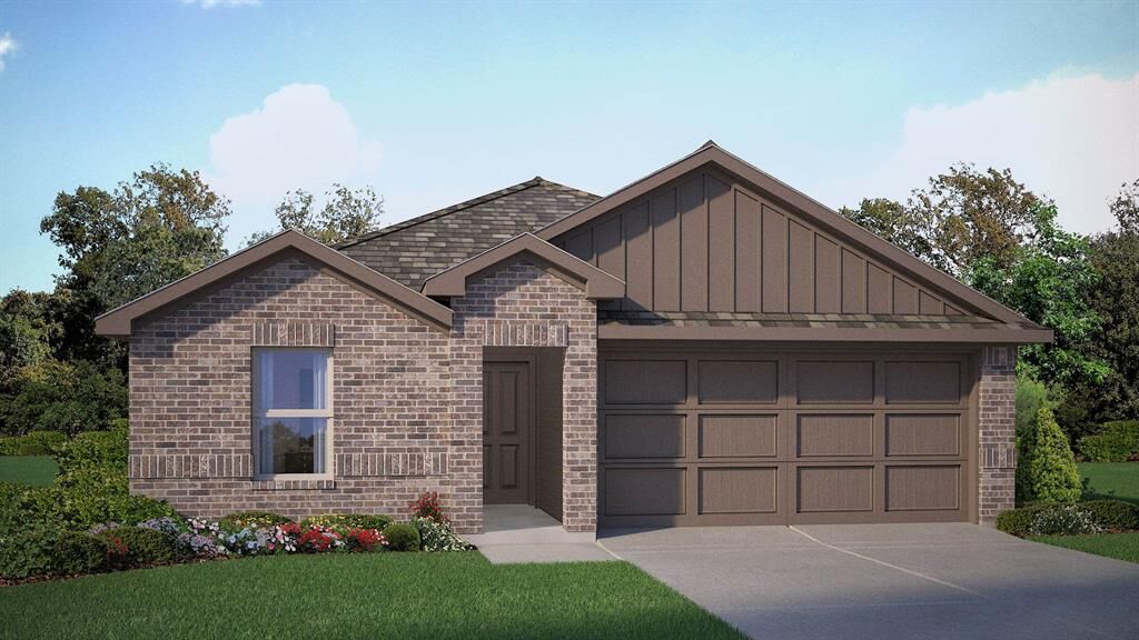 Property Photo:  300 Trail Court  TX 76059 