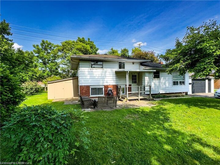 Property Photo:  598 Mapledale Avenue Upper  ON N5X 2B8 