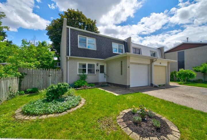Property Photo: 87 Charles Best Place ON N2M 5A4