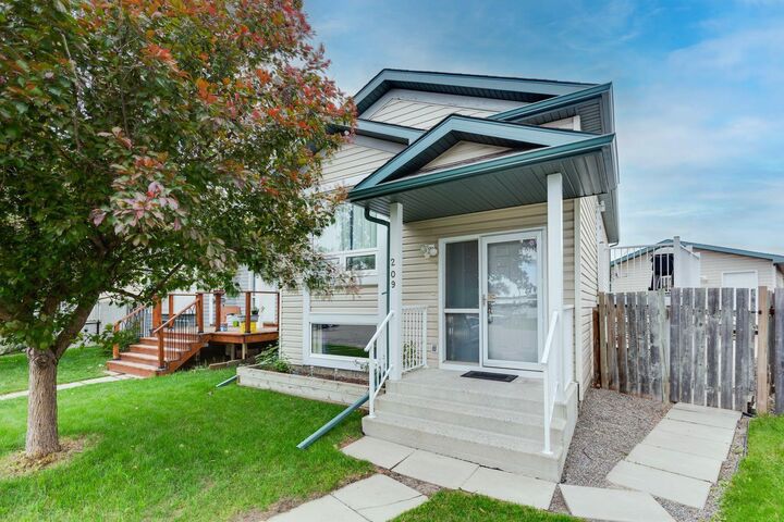 209 Martin Crossing Way NE — photo 1