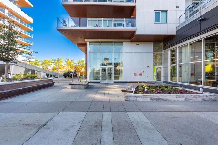 Property Photo: 8505 Broadcast Avenue SW 516 AB T3H 6B5