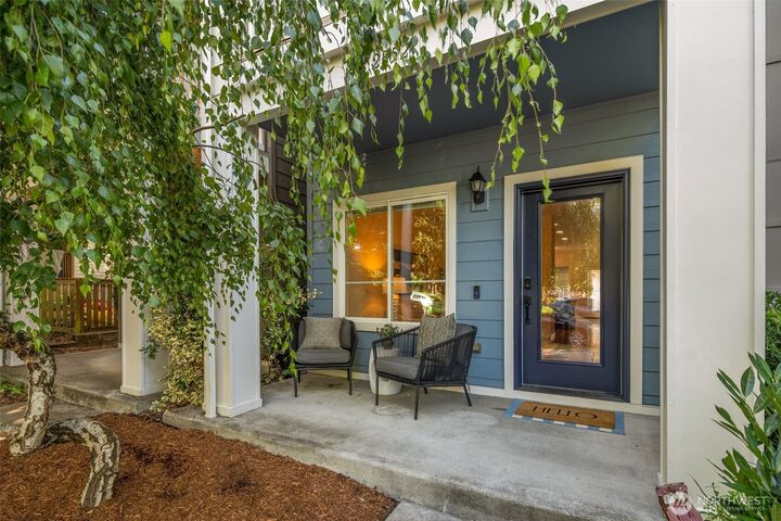 Property Photo:  2852 S Nevada Street  WA 98108 