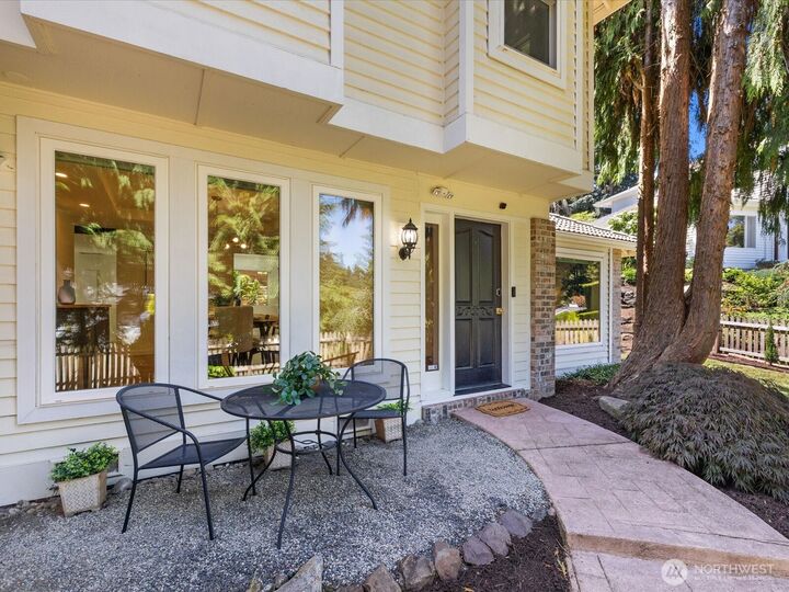 Property Photo:  6914  163rd Place SW  WA 98026 