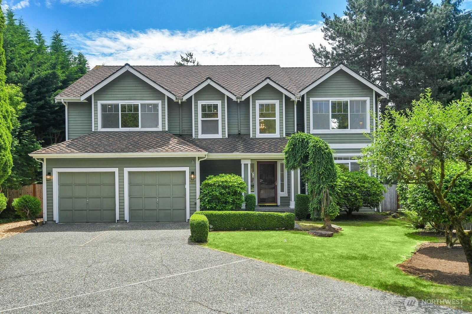 Property Photo: 7619 NE 125th Street WA 98034