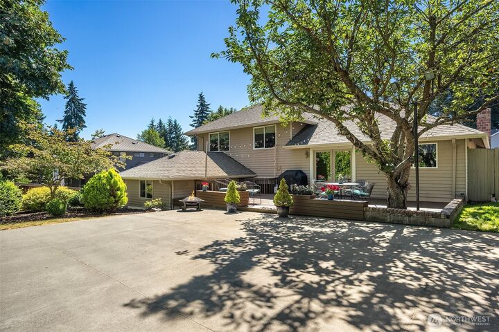 Property Photo: 3121 206th Place SW WA 98036